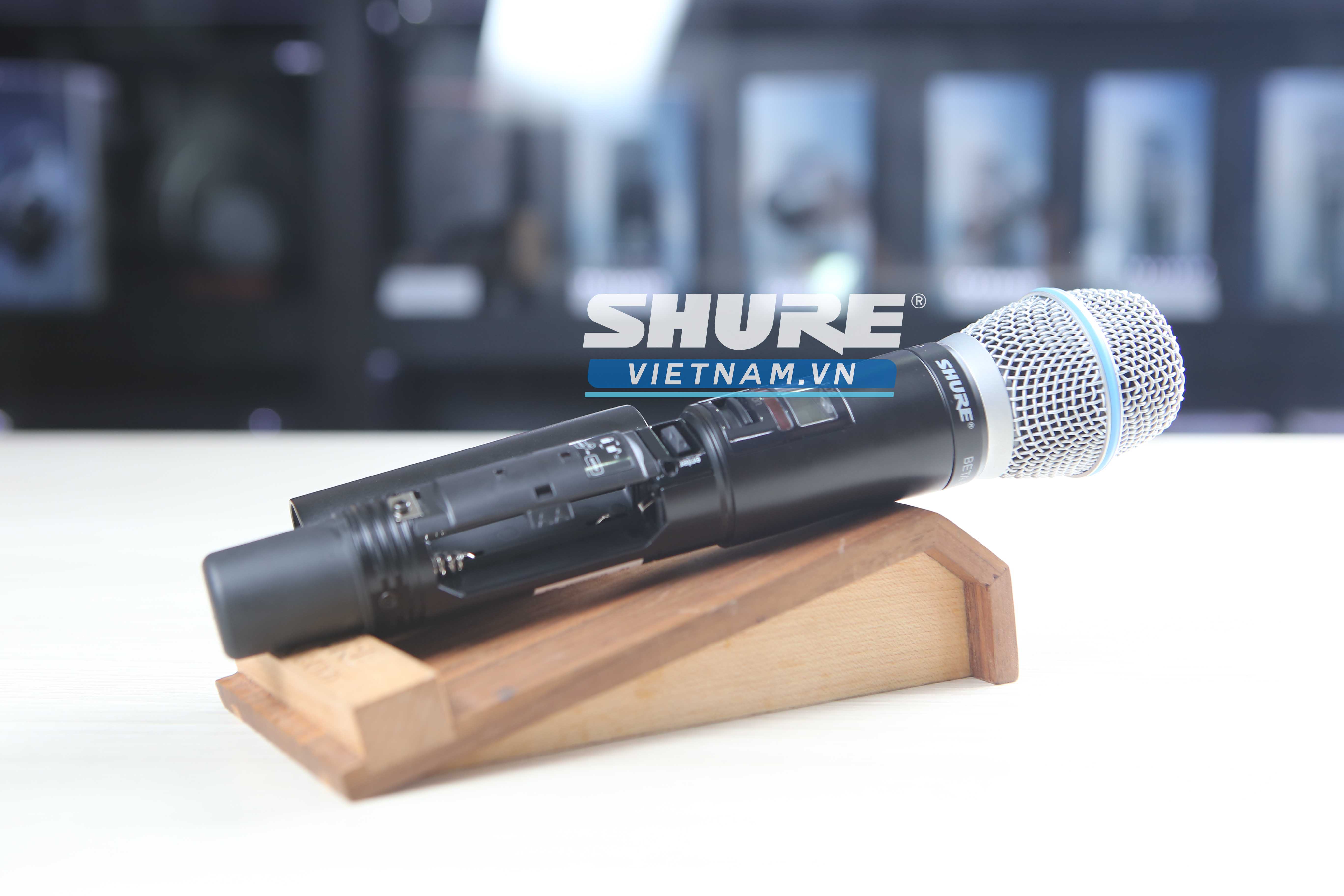 Shure QLXD2/B87 : Bộ phát micro không dây cầm tay